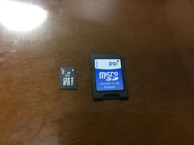microSDとSDカードアダプター